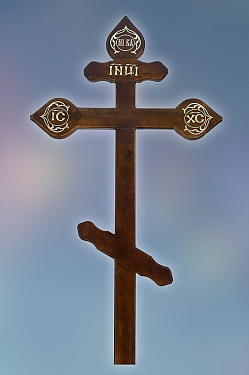 Крест на могилу из сосны резной (тёмная, светлая)