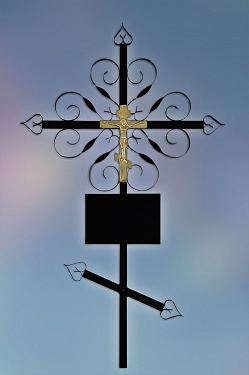 Крест на могилу из металла "Завитушка"